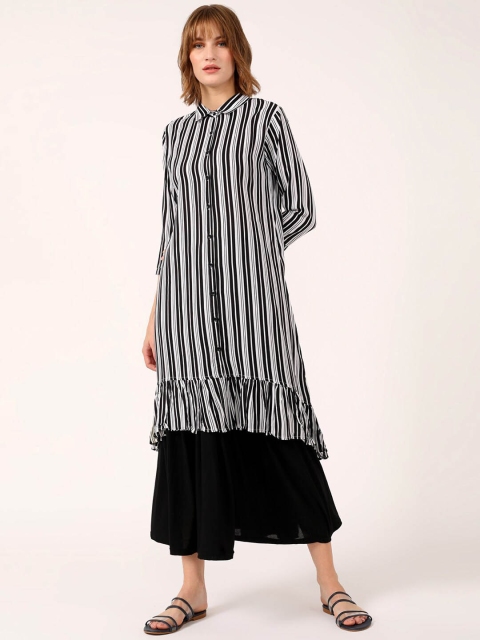 

V2 Value & Variety White & Black Striped Shirt Style Longline Top