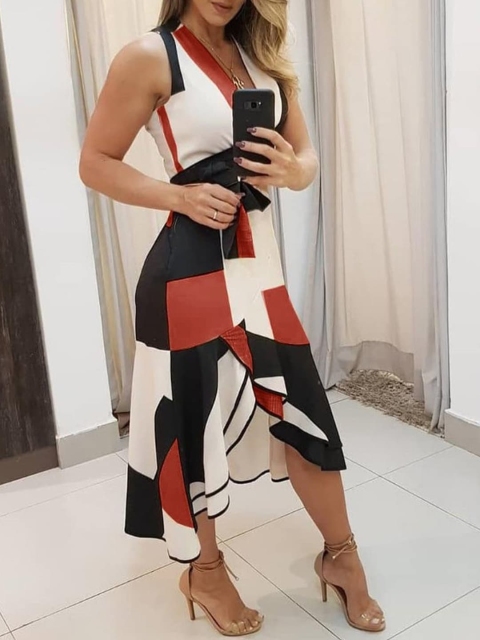

GRACE & JACK Red & Black Colourblocked Fit & Flare Midi Dress