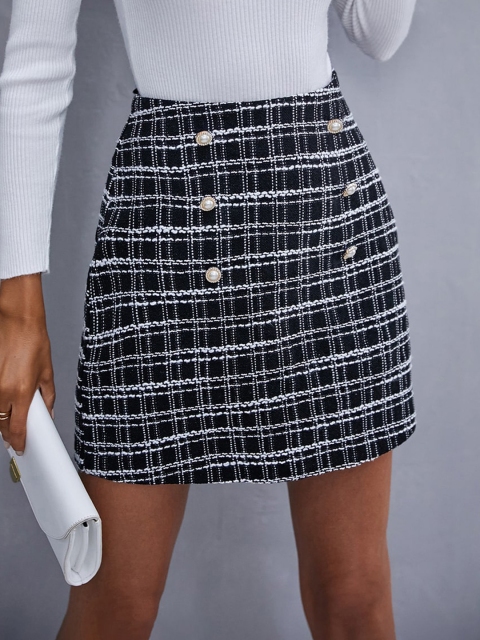 

GRACE & JACK Women Black & White Checked Pencil Mini Skirt