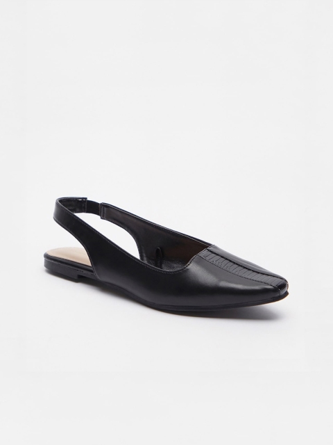 

shoexpress Women Black PU Sneakers