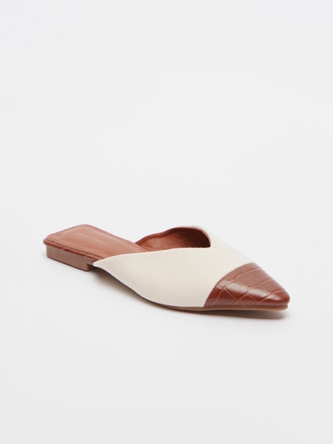 

shoexpress Women Brown Textured Loafers