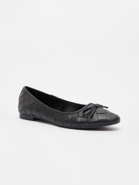 

shoexpress Women Black Ballerinas with Bows