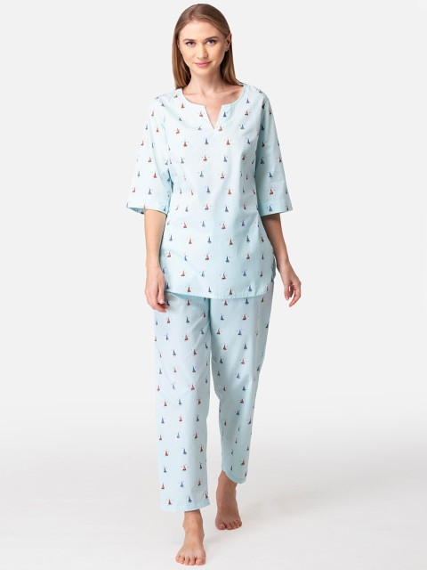 

Fluffalump Women Blue & Red Printed Night suit