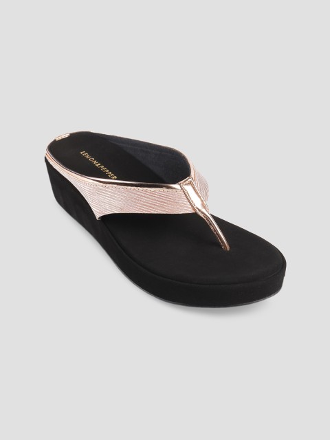 

LEMON & PEPPER Rose Gold & Black PU Wedge Sandals