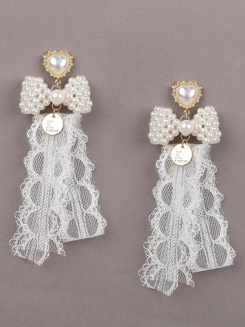 

ODETTE White Contemporary Drop Earrings