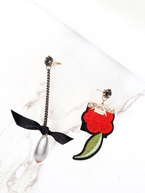 

Bellofox Red Contemporary Drop Earrings