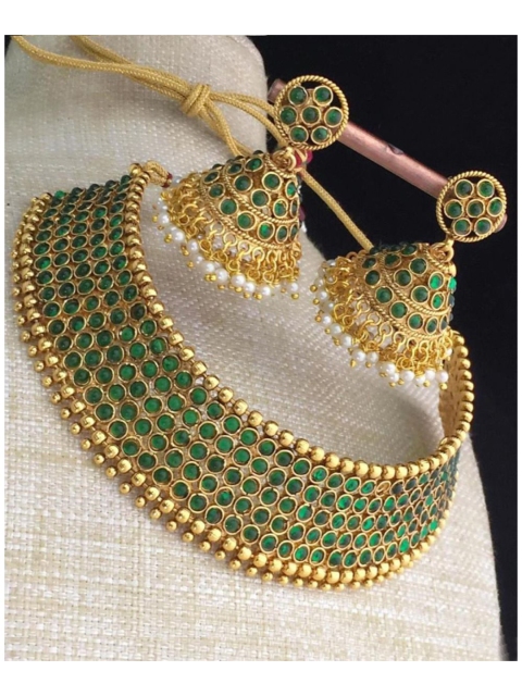 

Mirraw Gold-Plated & Green CZ-Studded Antique Jewellery Set