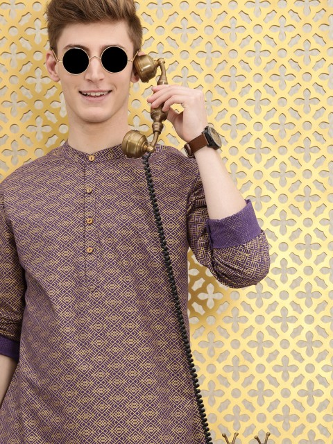 

Ode by House of Pataudi Men Purple & Yellow Printed Pure Cotton Jashn Kurta