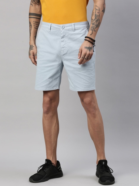

Breakbounce Men Blue Striped Slim Fit Regular Shorts