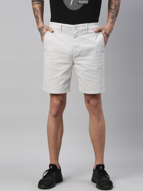 

Breakbounce Men Off White Slim Fit Chino Shorts