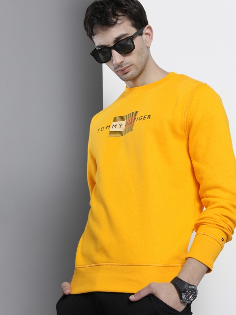 

Tommy Hilfiger Men Yellow Printed Organic Cotton Blended Sweatshirt