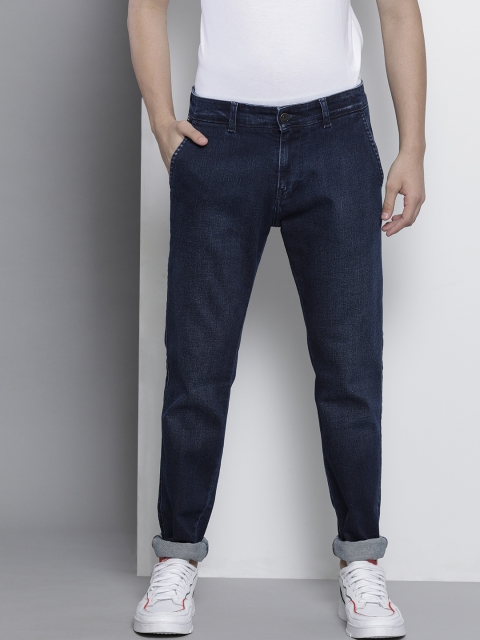 

Tommy Hilfiger Men Blue Faded Scanton Denim Chinos