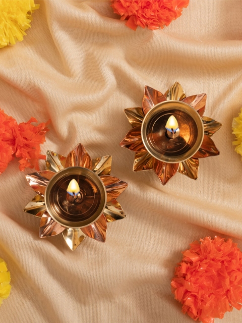 

Archies Gold Set of 4 Lotus Shaped Diya