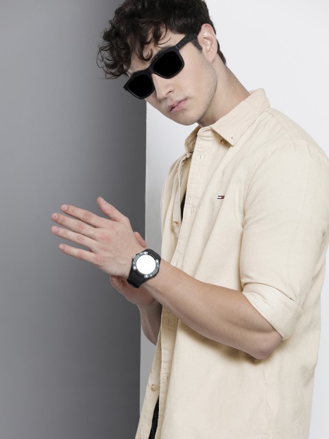 

Tommy Hilfiger Men Beige Self Designed Opaque Pure Cotton Casual Shirt