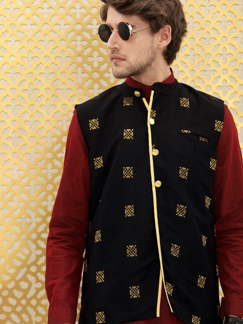 

Ode by House of Pataudi Men Black Ethnic Motifs Sleeveless Festive Nehru Jacket