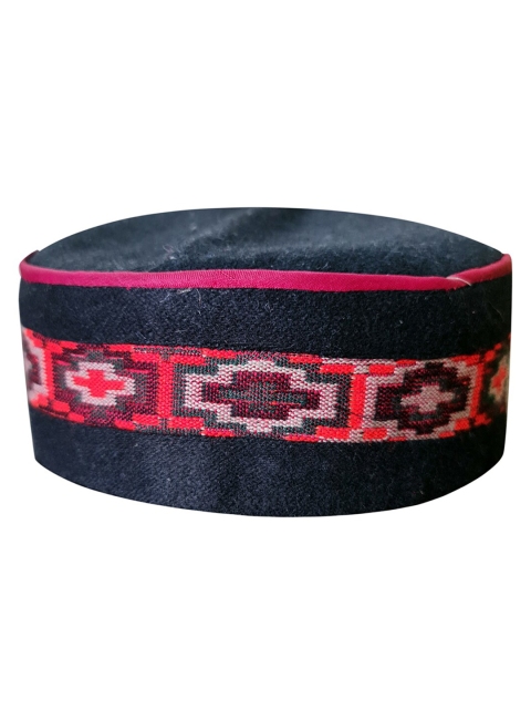 

Vastraa Fusion Unisex Black & Red Himachali Kullu Cap