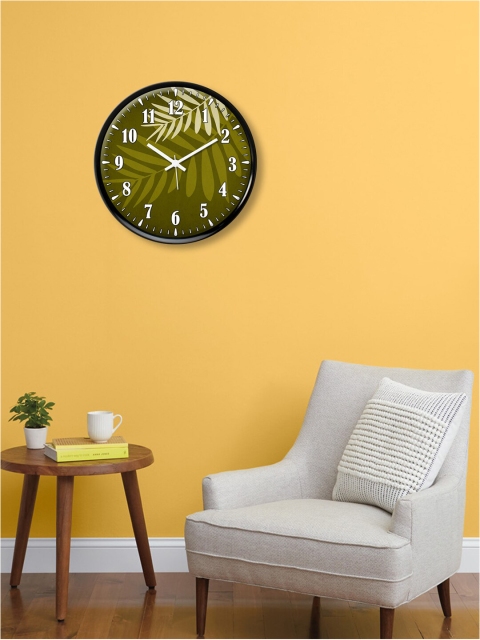 

999Store Green & White Printed Modern Leaves Round Contemporary Wall Clock