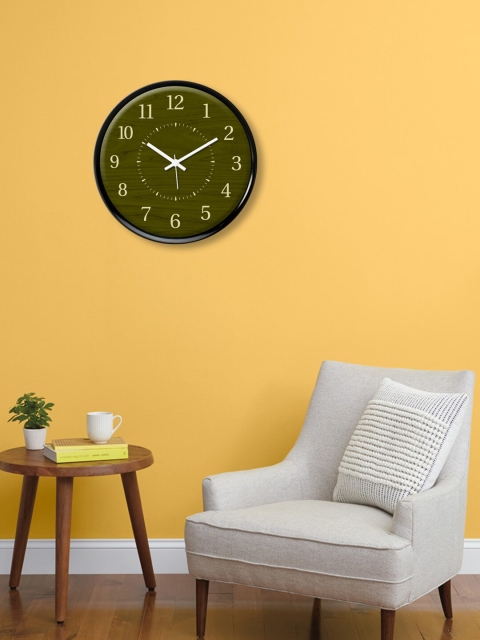 

999Store Olive Green & White Analogue Contemporary Wall Clock