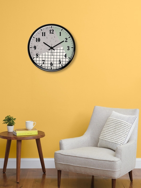 

999Store Grey & White Printed Contemporary Wall Clock