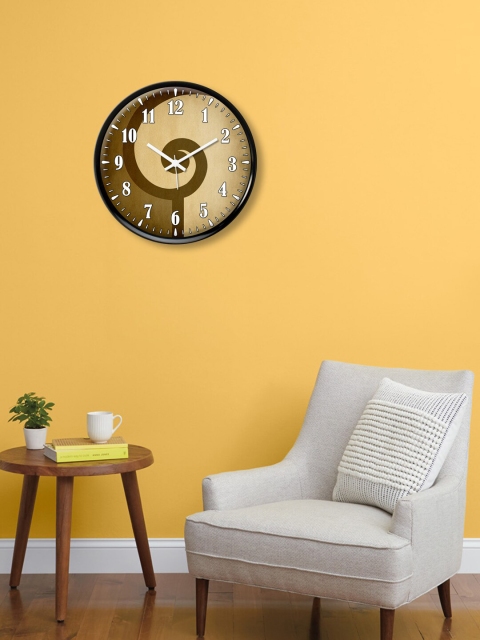 

999Store Brown & White Printed Traditional Wall Clock