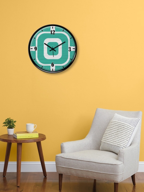 

999Store Green & White Printed Traditional Wall Clock