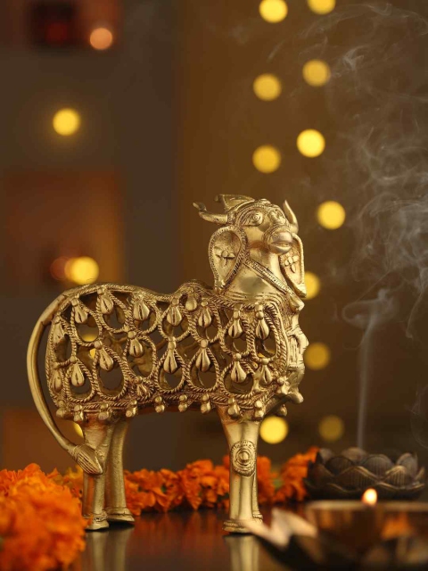 

Amoliconcepts Gold-Toned Brass Unique Dhokra Cow