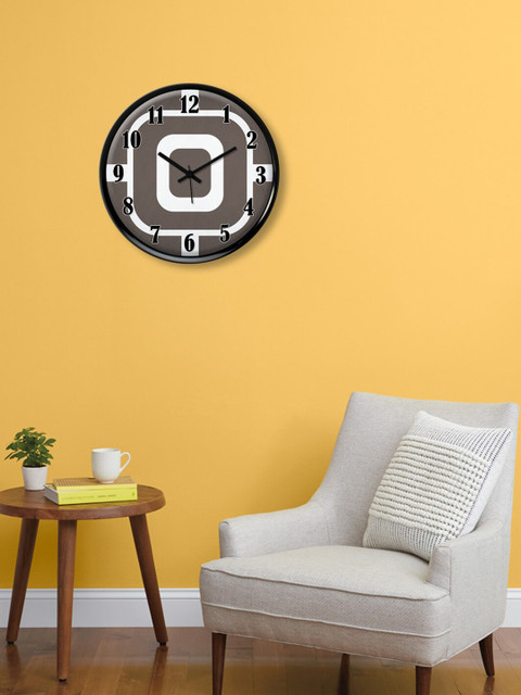 

999Store Grey & White Geometric Printed Contemporary Wall Clock
