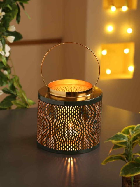 

Amoliconcepts Green & Gold-Toned Iron Traditional Table Lantern