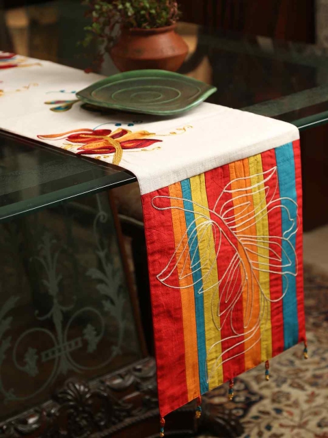 

Amoliconcepts Off-White & Red Embroidered Rectangular Table Runner