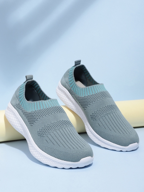 

HRX by Hrithik Roshan Women Blue Woven Design Soft Walk Series 2.0 Socks Shoes