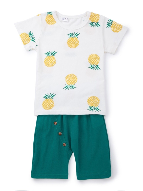 

SteezMe Unisex Kids White & Green Printed T-shirt with Shorts