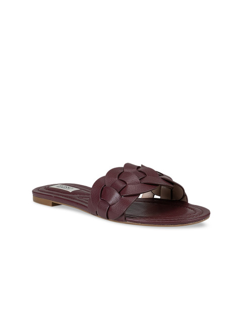 

ROSSO BRUNELLO Women Burgundy Open Toe Flats