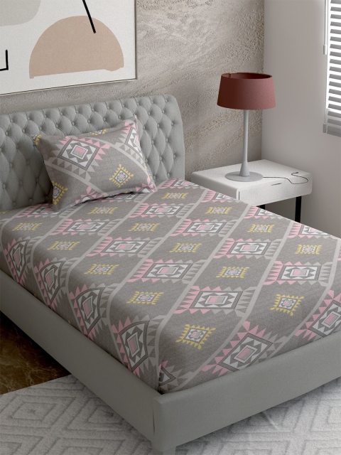 

EverHOME Grey & Pink Geometric 144 TC Single Bedsheet with 1 Pillow Cover