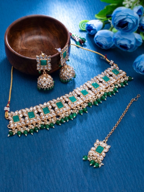

Sukkhi Gold-Toned White & Green Kundan-Studded & Beaded Jewellery Set