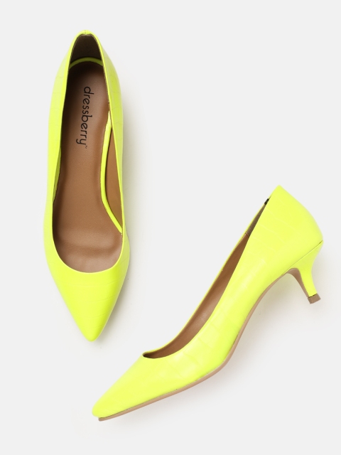 

DressBerry Women Fluorescent Green Croc Textured Pumps