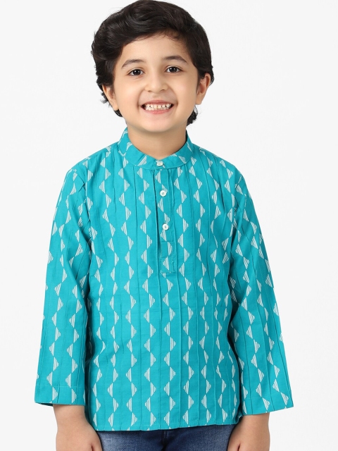 

Fabindia Boys Blue Geometric Printed Kurta