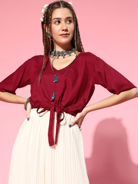 

InWeave Women Maroon Solid Crop Top