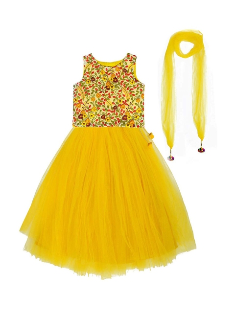 

A.T.U.N. Girls Yellow & Green Embroidered Ready to Wear Lehenga & Blouse With Dupatta