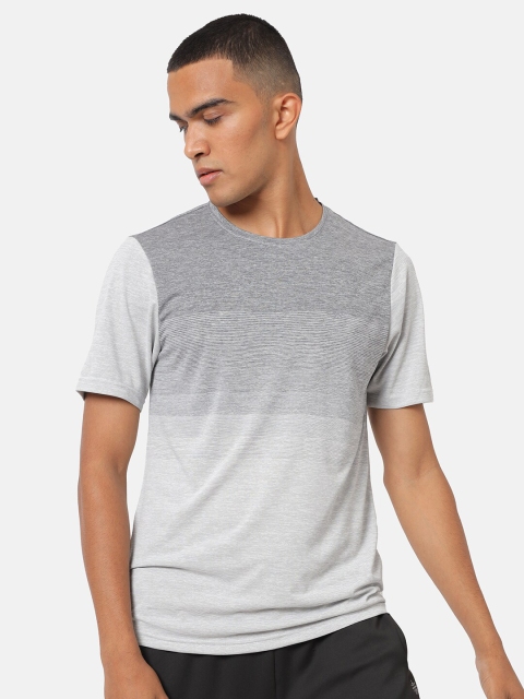 

Cultsport Men Grey T-shirt