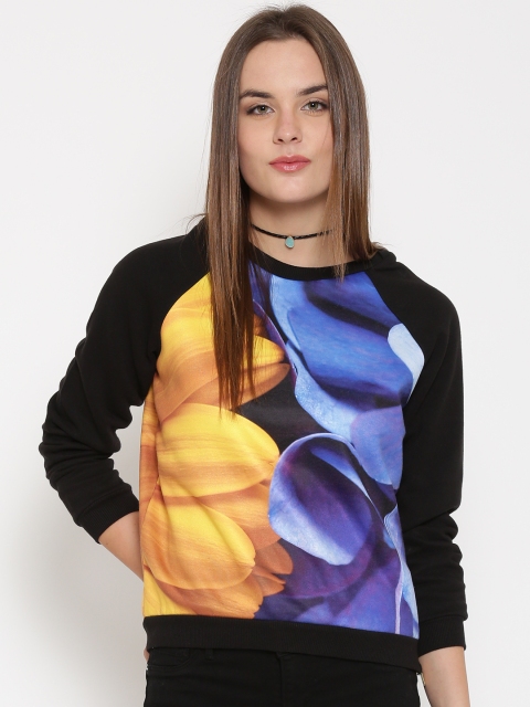 

Madame Black & Blue Printed Sweatshirt