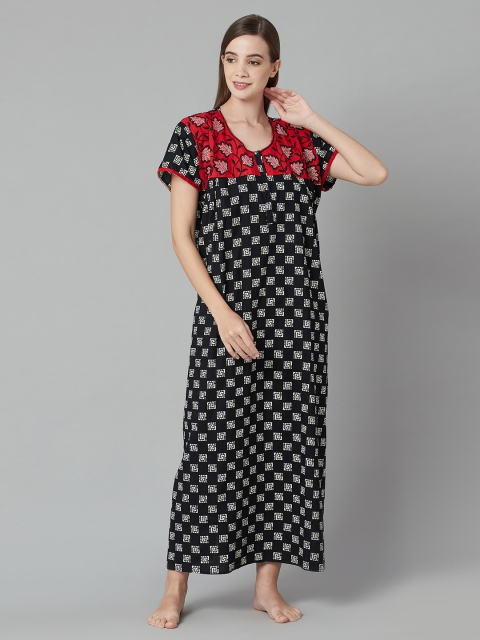 

TRUNDZ Black Printed Maxi Nightdress