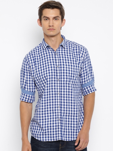 

British Club Men Blue & White Regular Fit Checked Casual Shirt