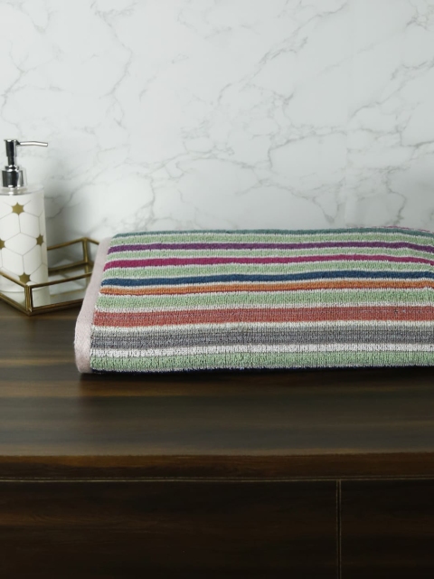 

Trident White & Green Striped 300 GSM Cotton Bath Towel