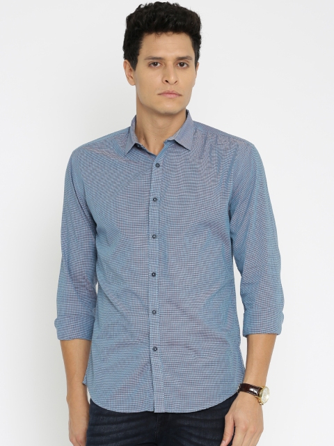 

British Club Men Blue & Red Regular Fit Checked Casual Shirt