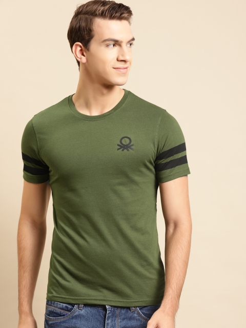 

United Colors of Benetton Men Olive Green Solid T-shirt