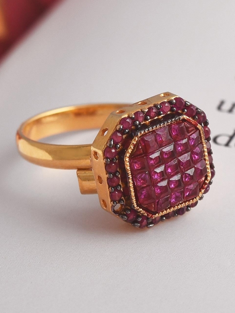

Tistabene Pink & Gold-Toned Contemporary Finger Ring, Red