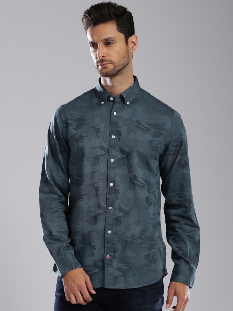 

Tommy Hilfiger Men Navy Blue Printed Casual Shirt
