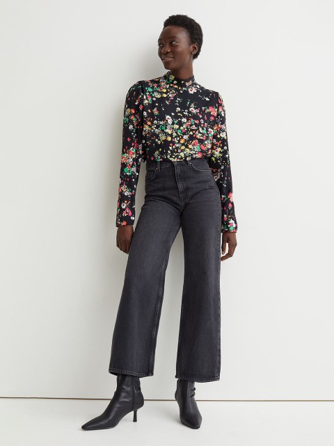 

H&M Women Black Defined-Shoulder Blouse