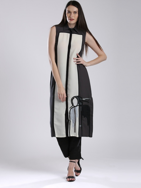 

W Women Off-White & Grey Colourblocked Straight Kurta