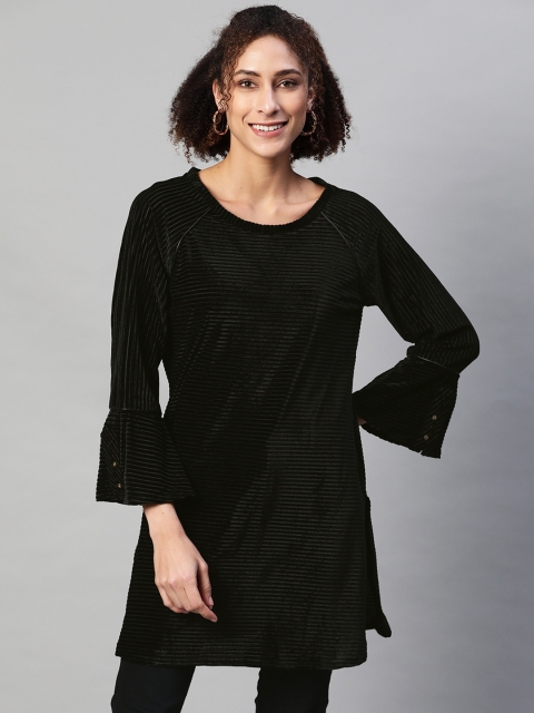 

Lakshita Black Regular Top